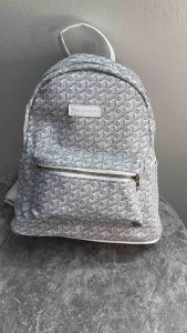 Balo thời trang đi học hoạ tiết lạ size 32x40x15cm màu trắng