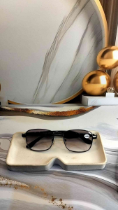 Kacamata Baca Jalan Frame Titanium Lensa Gradasi