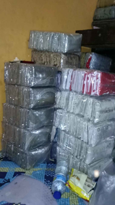 [BEST SELLER] HIJAB KERUDUNG SEGIEMPAT MOTIF TERBARU DAN TERLARIS BAHAN VOAL PREMIUM TIDAK LICIN TOP WANITA TERBARU