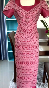 ชุดเข้าเซ็ต ชูฟื้น เสื้อผ้าถุง ผ้าฝ้ายทอลาย ด้วย งานตัดสวยเนียบ ผ้ากาวอย่างดี ดีไซน์เก๋ สวยทันสมัย สวยทันสมัย ใส่ได้หลายโอกาส ซิปหลัง แขนกลีบบัว ผ้าถูงป้ายหน้า ซิปข้าง ใส่ชูฟื้น ชูฟื้น เสื้อผ้าถูงป้ายหน้า ซิปข้าง เส