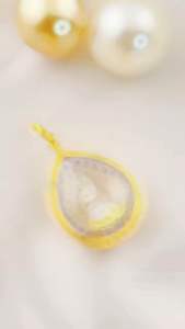 จี้องค์พระหลวงพ่อโสธรล้อมเพชรสวิสเลี่ยมกรอบหุ้มทองคำแท้หนาพิเศษ