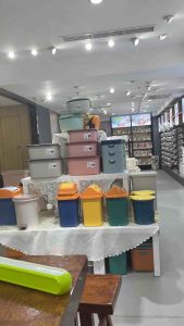 Storage Toples Box Persegi kotak penyimpanan makanan TY62056 kulkas dengan sekat untuk buah sayur dan bumbu dapur lunch box saringan air toples