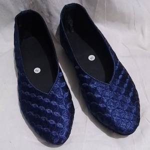 Sepatu Desain Bordir: Pilihan Casual & Nyaman untuk Acara Santai