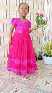 Gaun Brokat Elisa: Desain Elegan untuk Pesta Anak Perempuan