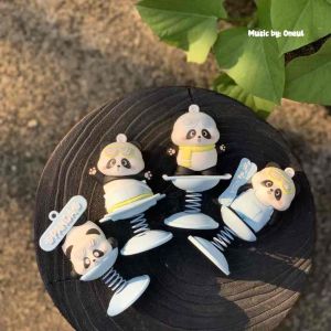Đồ chơi xe/Mô hình lắc lư Gấu trúc xả stress/Trang trí bàn học/Phụ kiện gắn mũ