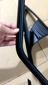 Garnish Lampu Belakang All New Crv Turbo 2017 2019 2020 2022 Hitam Chrome .