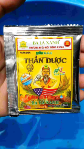 Phân bón lá đậm đặc Thần Dược Grow 6-6-6 ba lá xanh