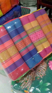 หมอนขิตแพคใหญ่ ลายไทยดั้งเดิม(*1 แพค มี4 ใบ) ยัดนุ่น 100% หมอนขิตงานบุญ ขนาดต่อแพค กว้าง35 ยาว 50 สูง 16 ซม.