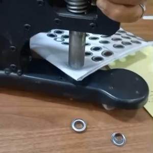 Mata ayam spanduk single ukuran 24 diameter 10mm (1cm) | Grommet spanduk single ukuran 24 diameter 10mm (1cm)