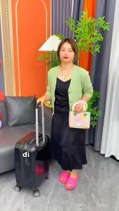 Set 3 Lọ chiết mỹ phẩm Silicon dầu gội du lịch siêu tiện lợi dung tích 60ml kèm túi zip