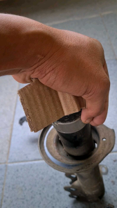 Komponen Motor Suzuki: Shock Depan Suzuki Ignis Original Copotan