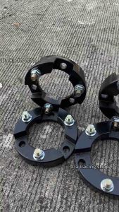 สเปเซอร์ยกสูง ก้อนยก รองเบ้าโช๊คอัพหน้า D-max Vigo Revo Ranger BT Chev ขับ2และขับ4 ตัวเตี้ยและสูง จำนวน1คู่