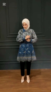 Desain Tunik Batik Modern: Atasan Batik Terbaru untuk Wanita