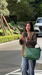 กระเป๋าแฟชั่นทรงโท้ทและกระเป๋าสตางค์เข้าคู่ ขนาดใหญ่ สำหรับใส่เอกสารและเครื่องสำอาง ลวดลายกราฟิกเทิร์น ทันสมัย no.1117