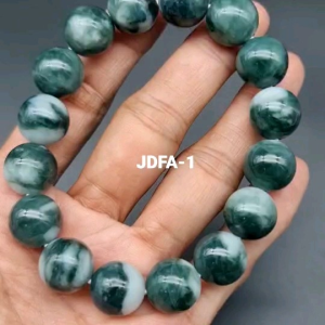 กำไลหยกแท้ หยกพม่า เม็ดโต 13 มิล หยกสองสี(กินบ่เซี่ยง) เกรดสวย