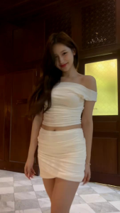 🌺🍒 Emily - Top & Skirt 🍒🌺 เสื้อกับกระโปรงผ้ายืดฟรีไซส์นะคะ ใส่สบายผ้านุ่มมากๆคะ🫶🏻