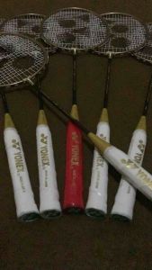 Raket Bulu Tangkis Carbonex 9 Lokal Untuk Anak-anak Pemula Kualitas Oke 20lbs