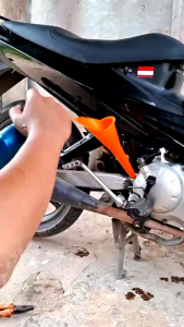 Corong Panjang Oli Minyak Air Bensin Radiator Plastik Serbaguna