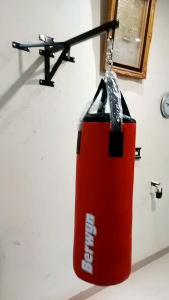 Tiang Khusus Samsak Tinju