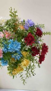 Bunga Krisan Pompom Artificial: Dekorasi Pernikahan yang Menawan