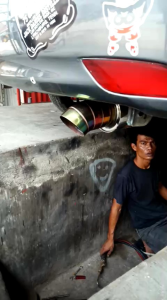 Knalpot Mobil Racing Pelangi: Desain Racing & Suara Full Bass