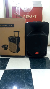 SPEAKER PORTABLE BARETONE BT-3H1515BWR SPEAKER AKTIF BARETONE PORTABLE 15BWR