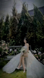Váy xẻ đùi chou bridal cover hỏi cưới tiệc đan dây sau lưng