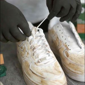Fama Shoe Care - Super Clean - 500Ml - Bonus Lap+Sikat Detailing - Pembersih Noda Kuning - Shoes Cleaner - Shoe Cleaner