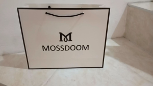 Paperbag Mossdoom Pembungkus Kado Termurah