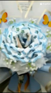 Buket bunga money rose By SR bouquet hadiah wisuda / ultah/ Anniversary