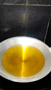 Kerupuk Mie Kuning Rasa Bawang Gurih Mentah 250gr