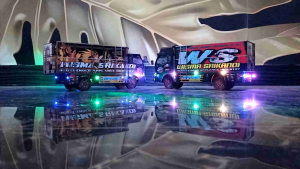 promo spesial miniatur truk oleng wisma srikandi warna hitam manis full variasi lampu LED kelip bonus terpal
