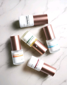 MK SKIN - Serum Wajah Acne Retinal Whitening Vitacomplex Hyacera Mk Skin