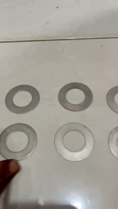 SHIM KING PIN PEN ISUZU NKR/ NMR/ NLR/ NHR ORIGINAL HARGA PER 1 PCS