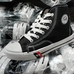 Sepatu Bot Bahan Kanvas Untuk Anak-Anak SD & SMP