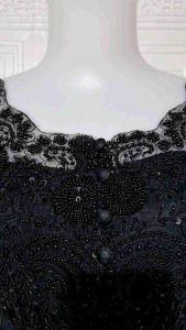 Atasan Kebaya Pesta Kebaya Kerah Sabrina Hitam & Longtorso