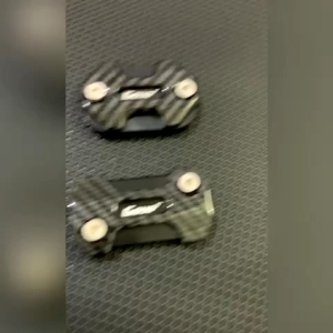 TUTUP MINYAK REM CNC CARBON/KARBON UNTUK MOTOR HONDA DAN YAMAHA