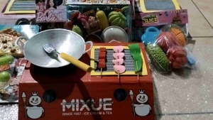 MAINAN EDUKASI ANAK KOMPOR MAINAN ANAK BISA NYALA KELAP KELIP MODEL MIXUE MERAH