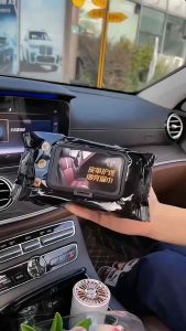 皮革护理增亮湿巾 (3包240抽) Leather Care and Brightening Wipes 适用于汽车皮革以及各种皮具的护理和保养,一擦即净上光滋养去污方便快捷经济实用皮革更佳柔软光亮如新‼👍