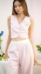 SWS - Twinkle Vest เสื้อเวส เสื้อแขนกุด ผ้าไม่หนา เหมาะกับหน้าร้อน ใส่ทำงานได้ สวยและน่ารัก(แถมดอกไม้สีขาว)