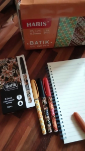 Batik Gel Pen 0.5mm Super Smooth Writing Pen Office Stationery