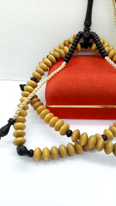 Tasbih tijani kayu kemuning gading kombinasi Kelor hitam