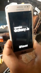 lcd tc retak hp Samsung Galaxy J200G minus tc retak original