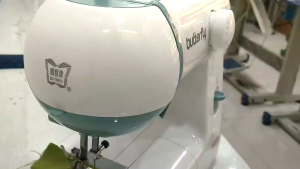 MESIN JAHIT PORTABLE BUTTERFLY