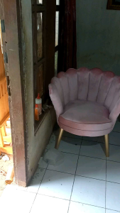 INVOICE kursi pelaminan kerang sofa pelaminan lesti 1 set sesuai foto ( HARGA BELUM ONGKIR BARANG )