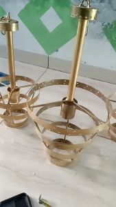 Rangka Lampu Gantung 4 Susun: Desain Interior Modern