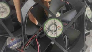 Quạt DC 12cm  12V-0.58A (hàng rã nguồn máy tính)