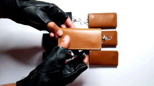 Dompet STNK Kulit Sapi: Keunggulan & Fungsi