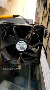 Nidec UltraFlo Fan Kipas W12E12BS11B5-57 12CM 12V 1.65A 6000RPM PWM / Kipas fan DC 12X12 12CM 12V High Speed 165 Ampere