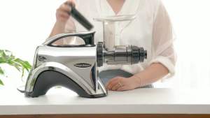 [CHÍNH HÃNG] Máy Ép Chậm Trục Ngang OMEGA NC902HDC Thương Hiệu Mỹ 🇺🇸 - Ép Trái Cây Rau Củ Không Lo Kẹt Bã Dễ Vệ Sinh